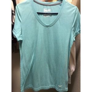 Nike Dri Fit T-shirt